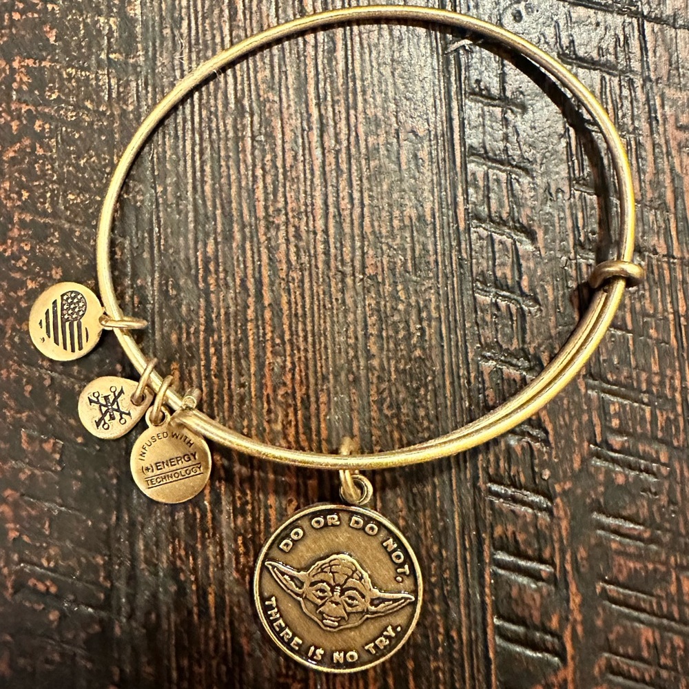 Alex and Ani Disney/Star Wars Matte Gold Yoda Do Or Do Not Charm Bangle Bracelet